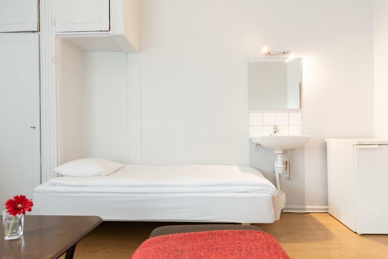 Hostel Buisto ปอรี ภายนอก รูปภาพ